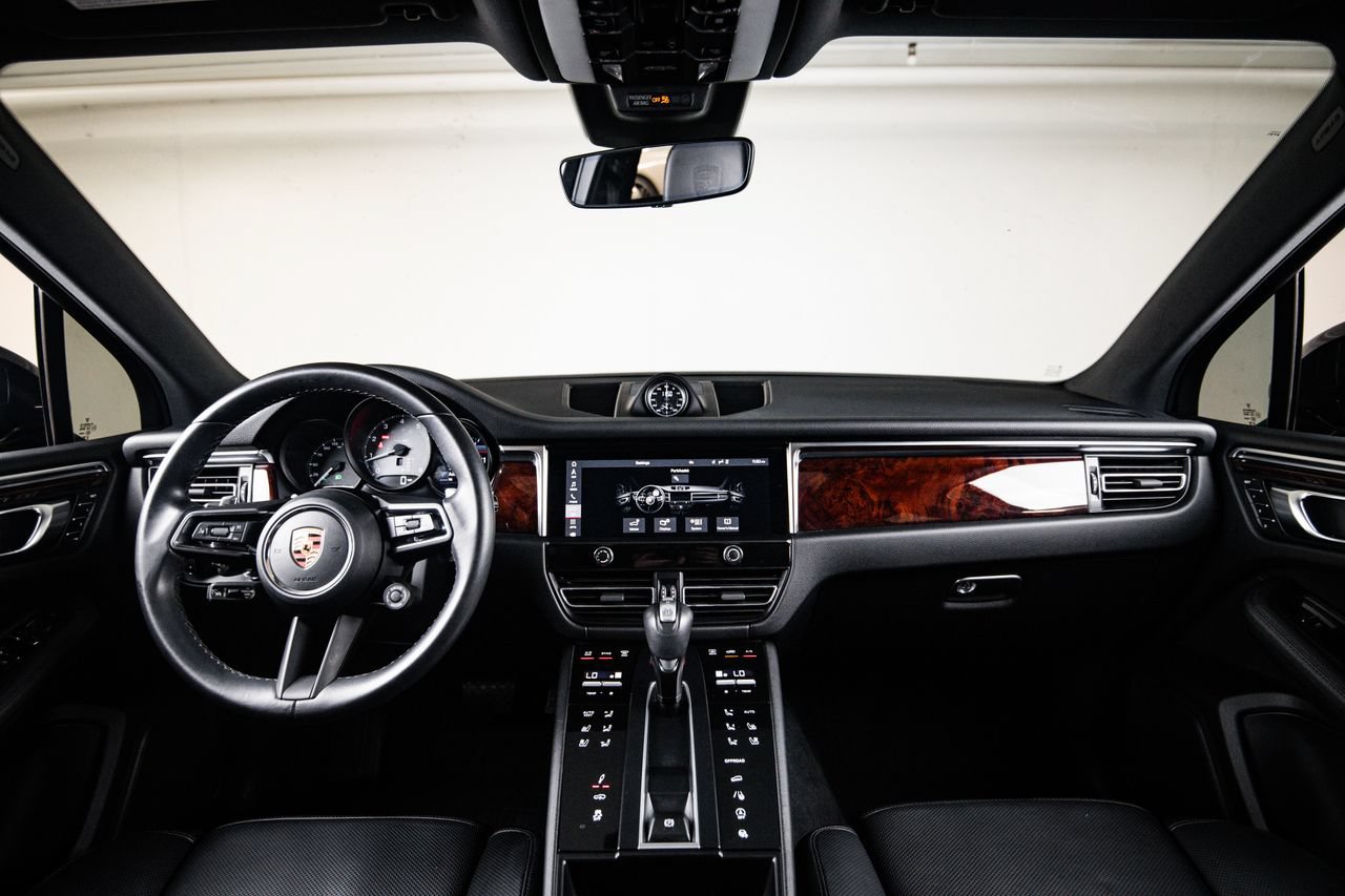 Certified 2023 Porsche Macan S AWD/4WD image 25
