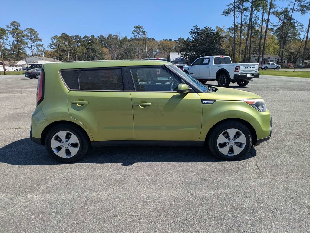 Used 2015 Kia Soul image 3