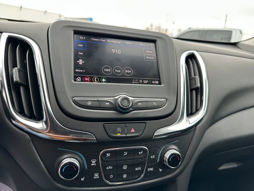 Used 2024 Chevrolet Equinox LT FWD image 21
