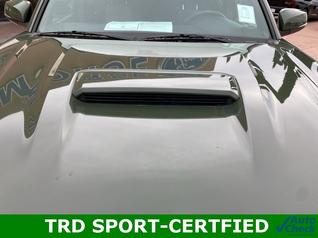 Used 2021 Toyota Tacoma TRD Sport w/ Technology Package image 13