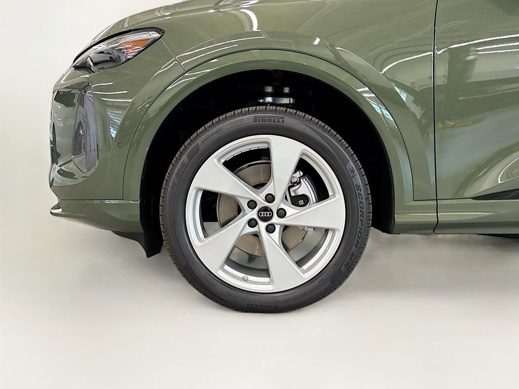 New 2026 Audi Q5 Premium Plus AWD/4WD image 24