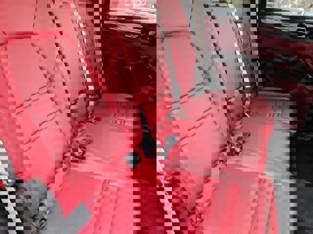 Used 2023 Porsche Cayenne S Platinum w/ Premium Package Plus image 20