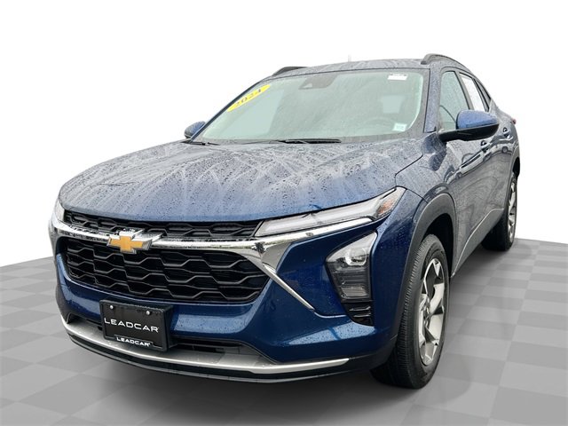 Used 2024 Chevrolet Trax LT w/ Driver Confidence Package