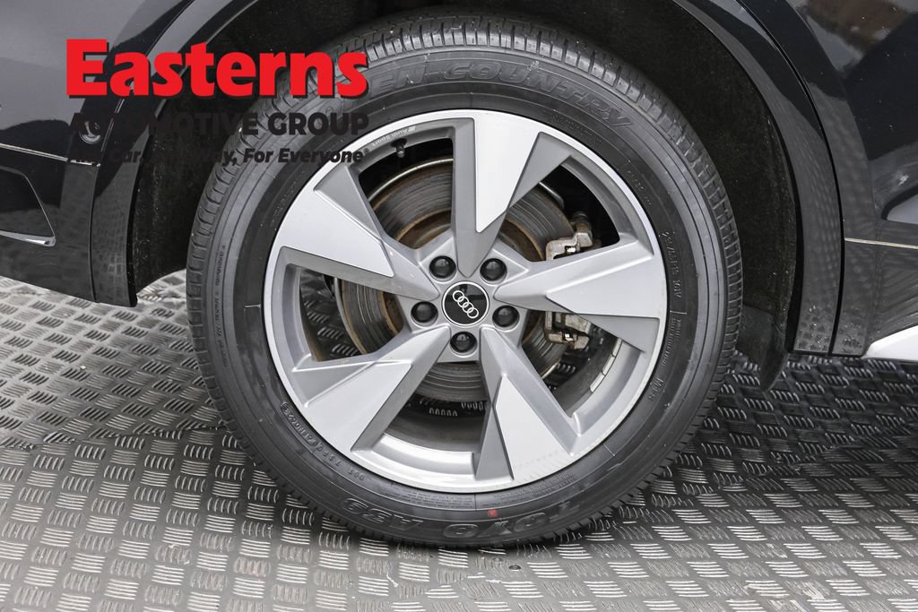 Used 2023 Audi Q5 Prestige w/ Prestige Package AWD/4WD image 34
