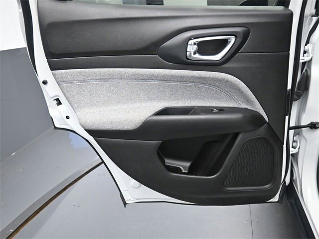 Used 2024 Jeep Compass Latitude image 22