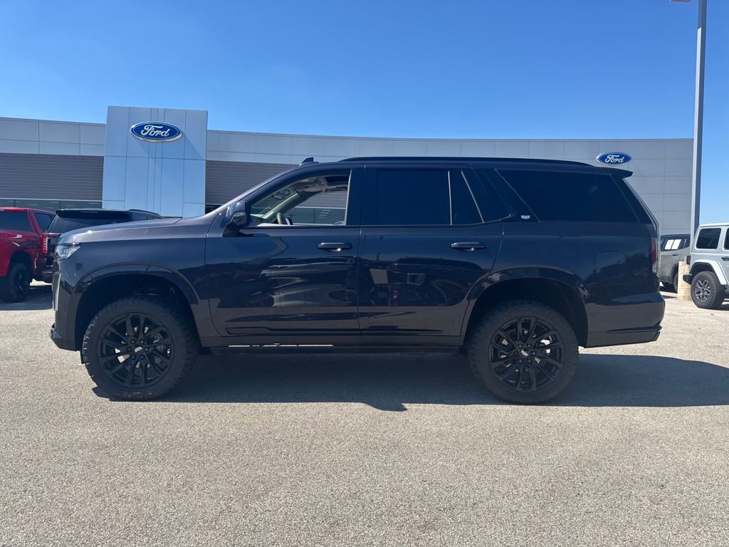 Used 2024 Cadillac Escalade Sport Platinum w/ LPO, ONYX Package image 4