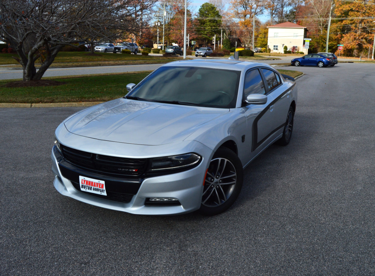 Used 2019 Dodge Charger SXT w/ Driver Confidence Group image 23