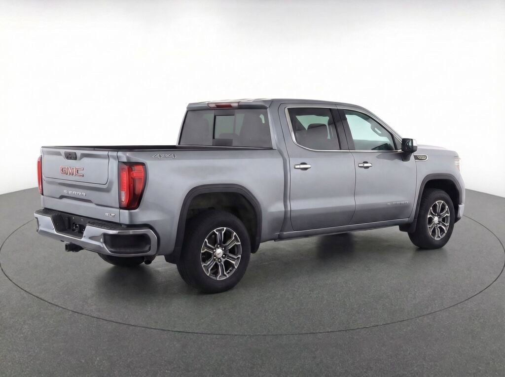 Used 2024 GMC Sierra 1500 SLT image 5