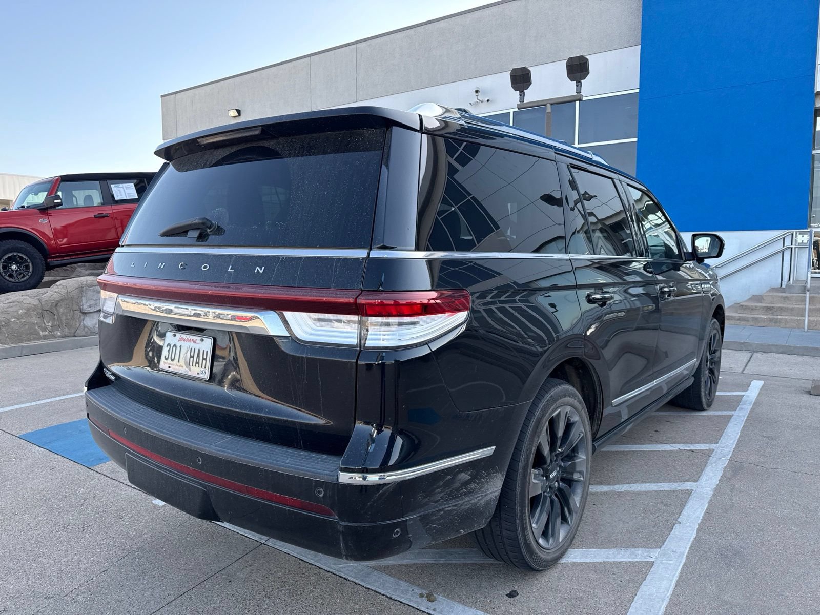 Used 2022 Lincoln Navigator Reserve AWD/4WD image 5