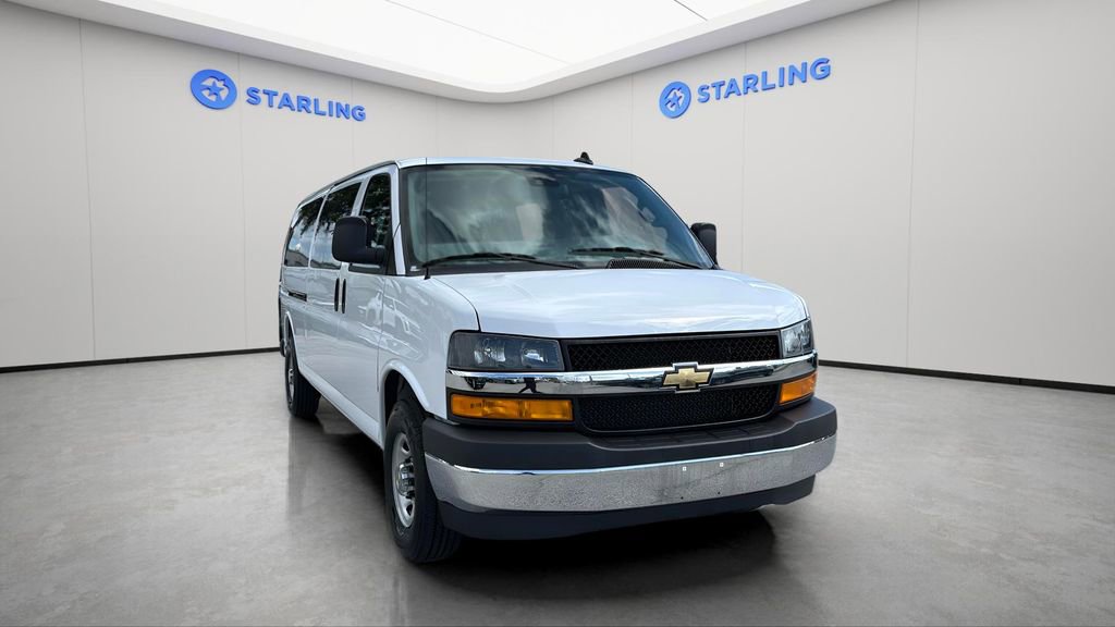 Used 2025 Chevrolet Express 3500 LT w/ LT Preferred Equipment Group image 14