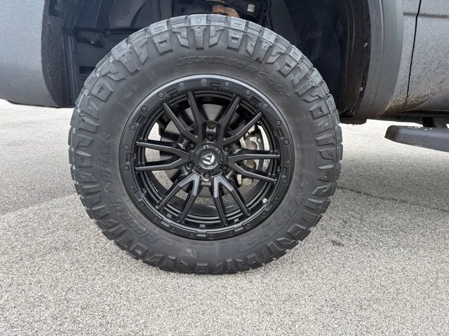 Used 2023 Nissan Titan PRO-4X w/ Pro-4x Convenience Package AWD/4WD image 10