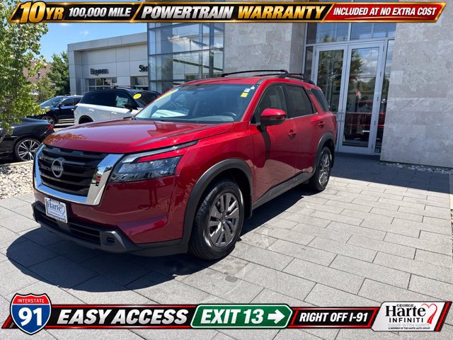 Used 2023 Nissan Pathfinder SV w/ SV Premium Package AWD/4WD image 3