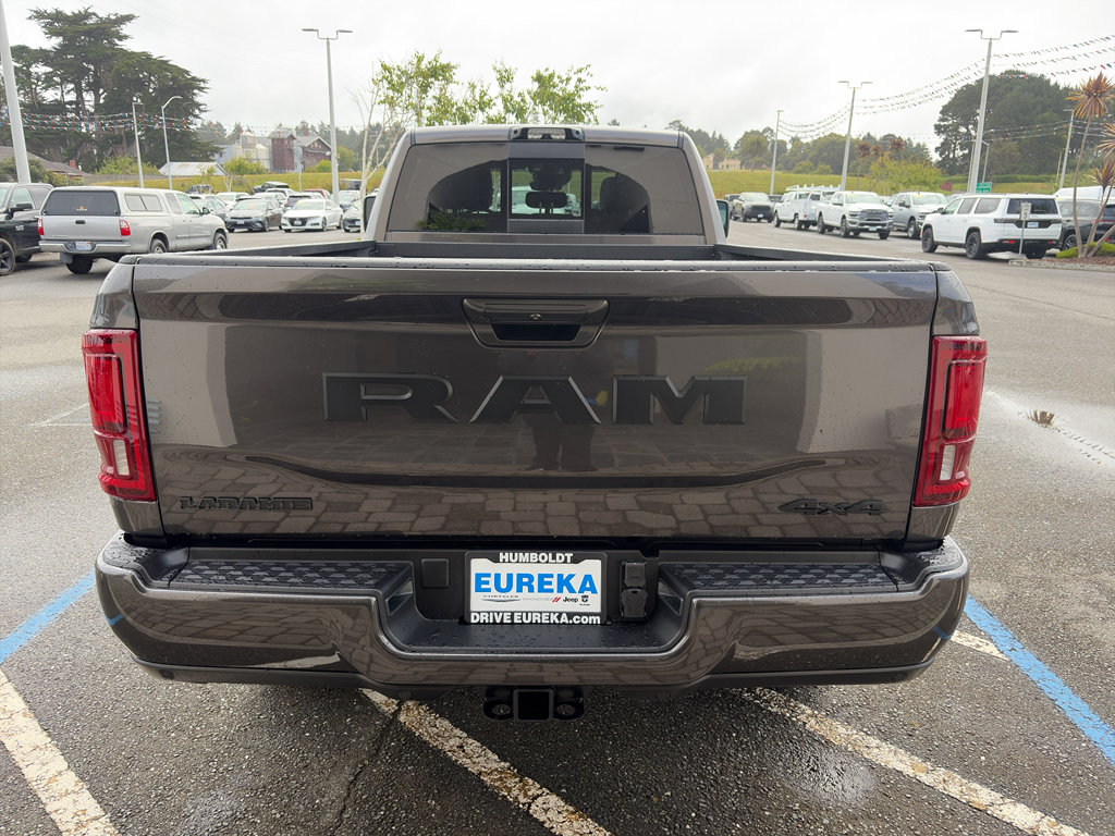 New 2026 RAM 3500 Laramie AWD/4WD image 21