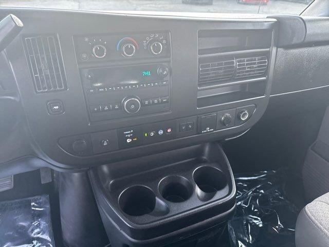 Used 2019 Chevrolet Express 3500 LT w/ LT Preferred Equipment Group image 18