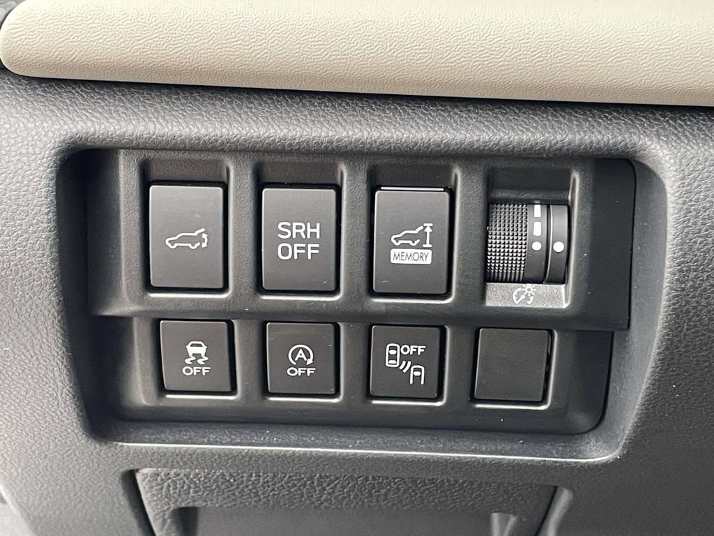Certified 2023 Subaru Forester Limited AWD/4WD image 10