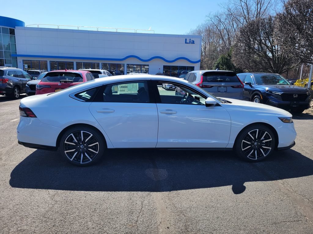 New 2026 Honda Accord Touring image 2