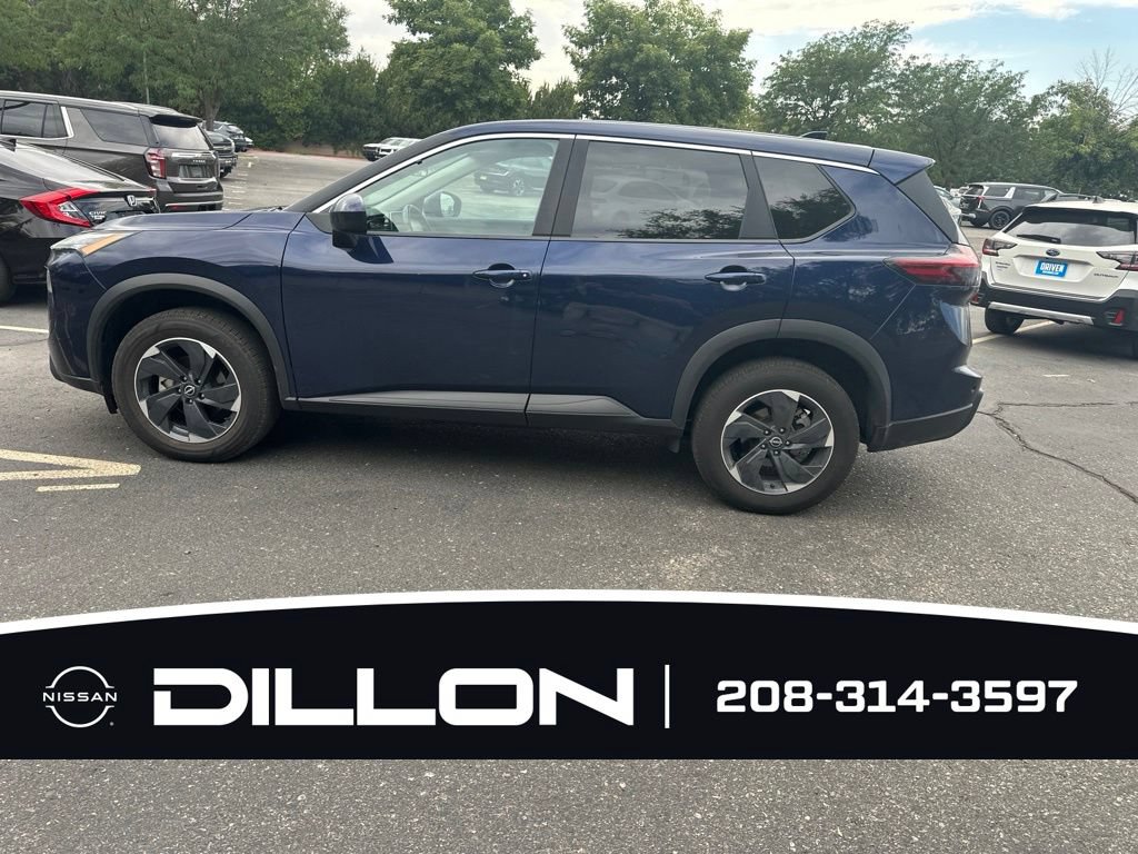 Certified 2025 Nissan Rogue SV AWD/4WD image 9