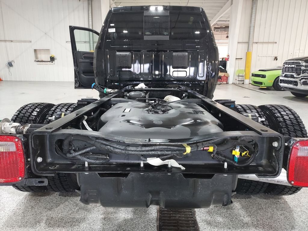 New 2026 RAM 5500 Tradesman w/ Laramie Trim Package image 29