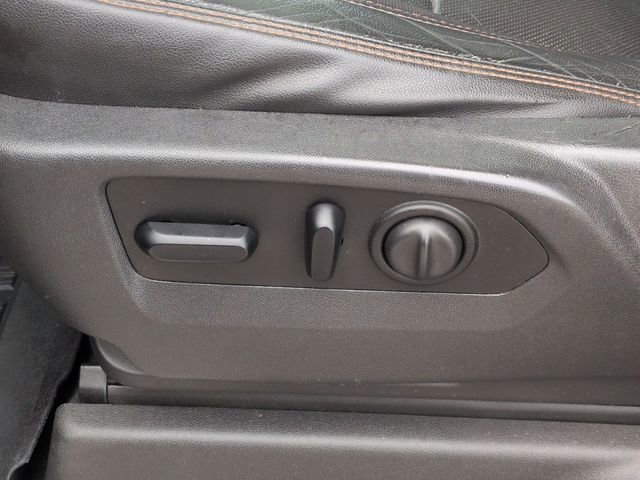 Used 2019 GMC Sierra 1500 AT4 w/ AT4 Premium Package image 16