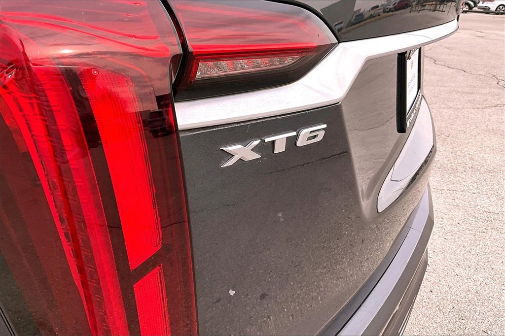 Used 2023 Cadillac XT6 Premium Luxury w/ Technology Package image 32