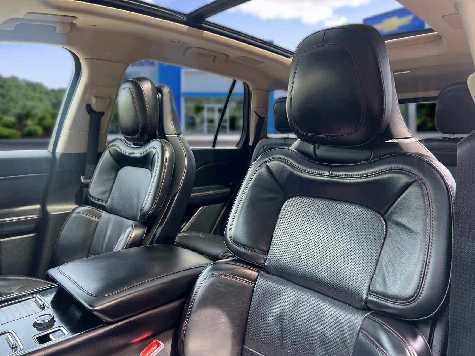 Used 2020 Lincoln Aviator Reserve AWD/4WD image 13