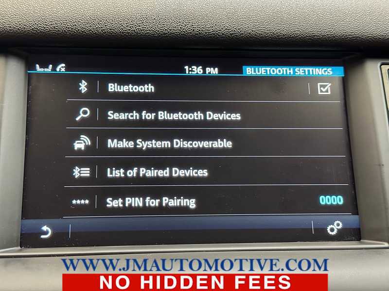 Used 2019 Land Rover Discovery Sport HSE Luxury image 25