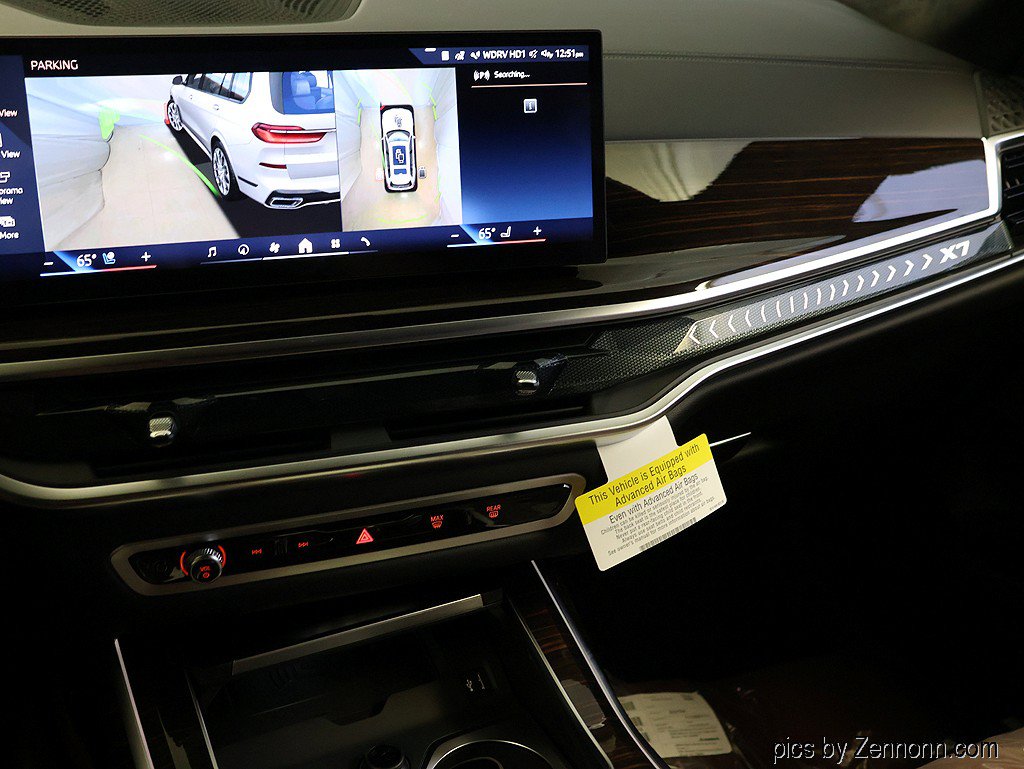Used 2027 BMW X7 xDrive40i w/ Executive Package AWD/4WD image 25