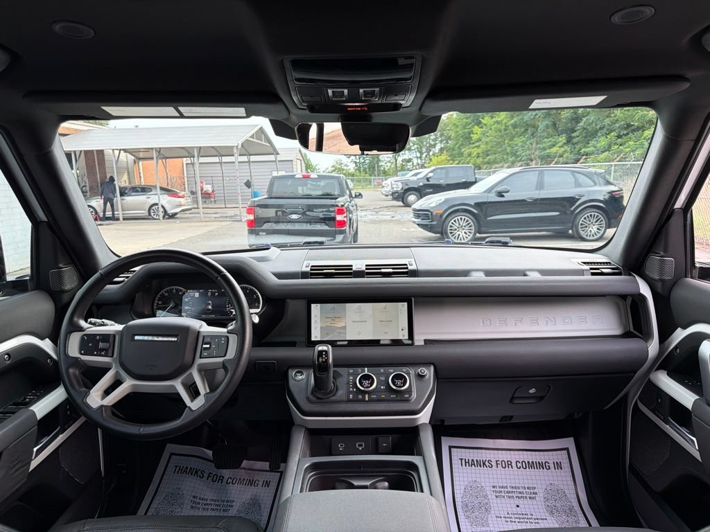 Used 2023 Land Rover Defender 110 X-Dynamic SE AWD/4WD image 20