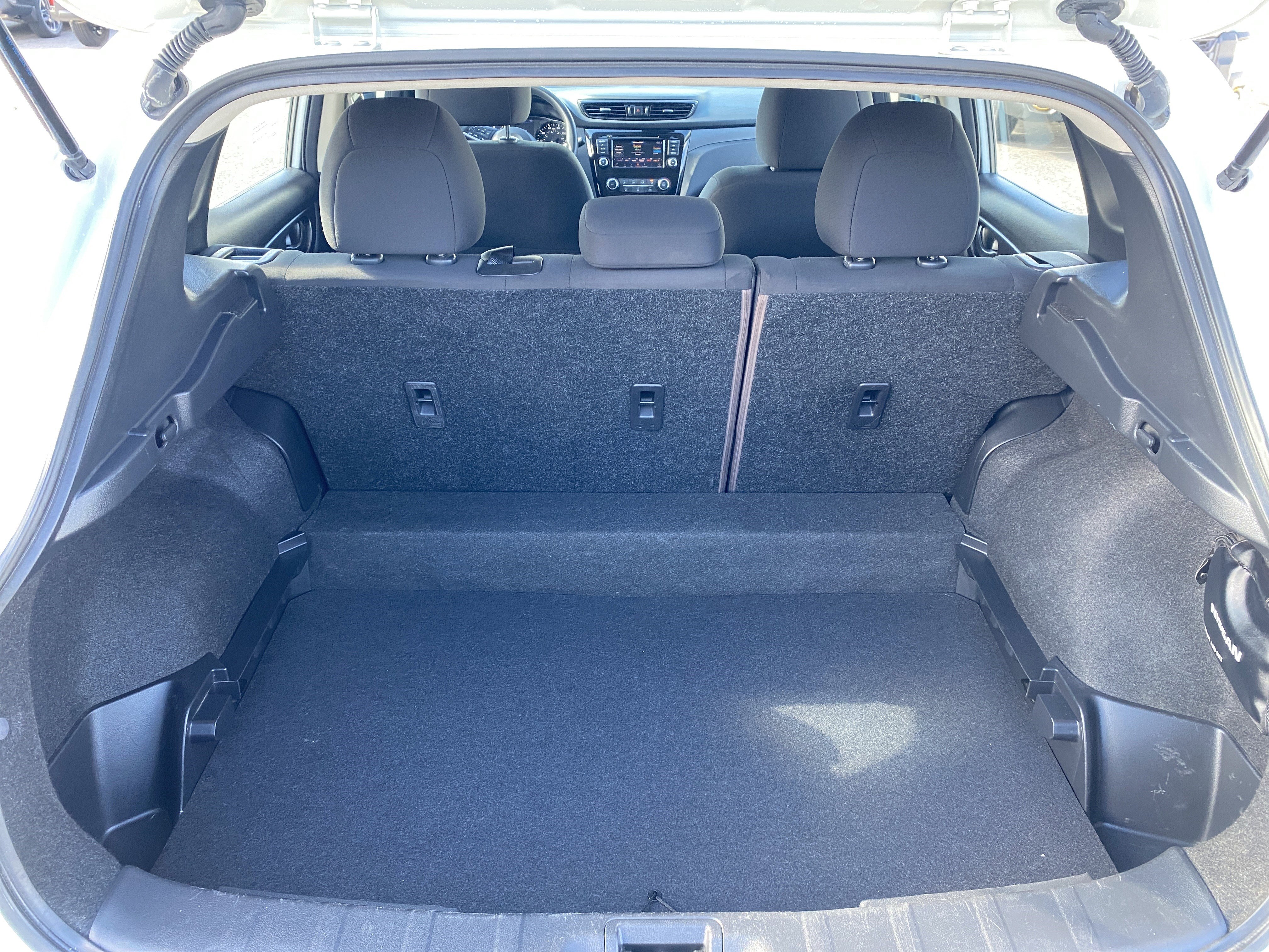 Used 2021 Nissan Rogue Sport S AWD/4WD image 32