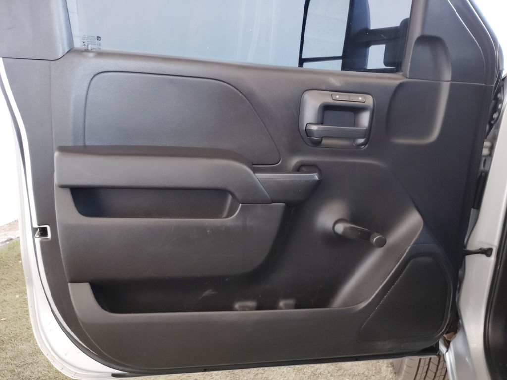 Used 2018 Chevrolet Silverado 2500 W/T RWD image 18