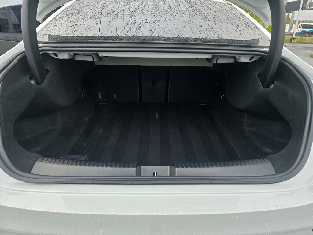 Used 2023 Mercedes-Benz CLA 250 4MATIC image 11