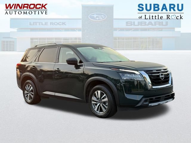 Used 2025 Nissan Pathfinder SL FWD image 1