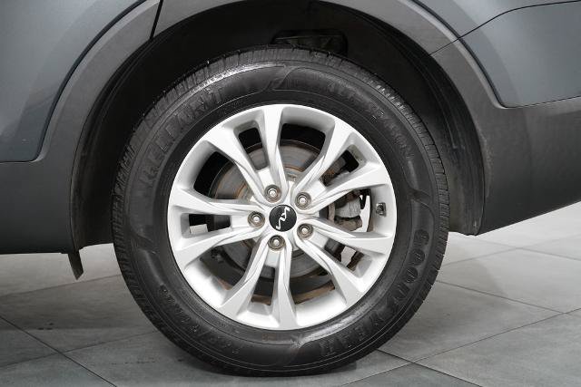 Used 2022 Kia Telluride LX AWD/4WD image 35