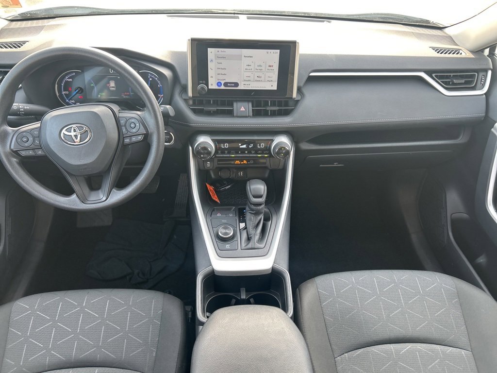 Used 2025 Toyota RAV4 XLE image 22