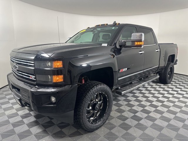 Used 2015 Chevrolet Silverado 2500 LTZ w/ Custom Sport Edition image 5