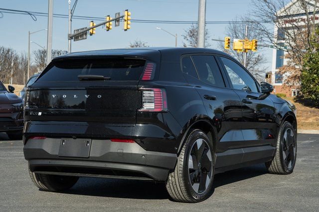 New 2026 Volvo EX30 Ultra w/ Protection Package image 4