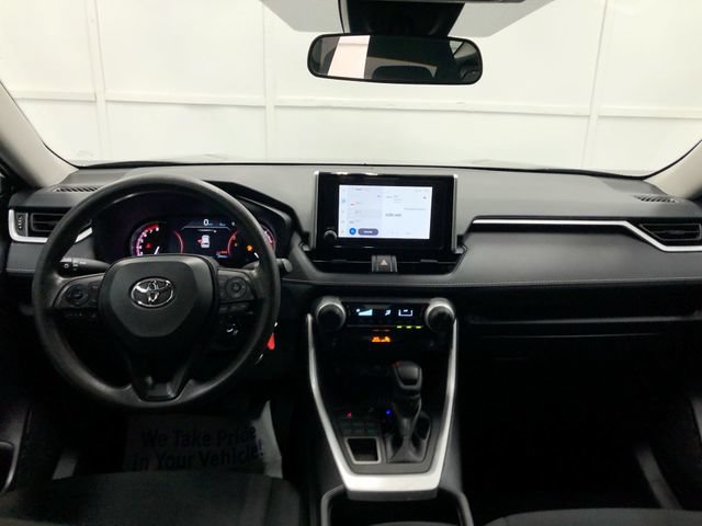 Used 2024 Toyota RAV4 LE AWD/4WD image 14