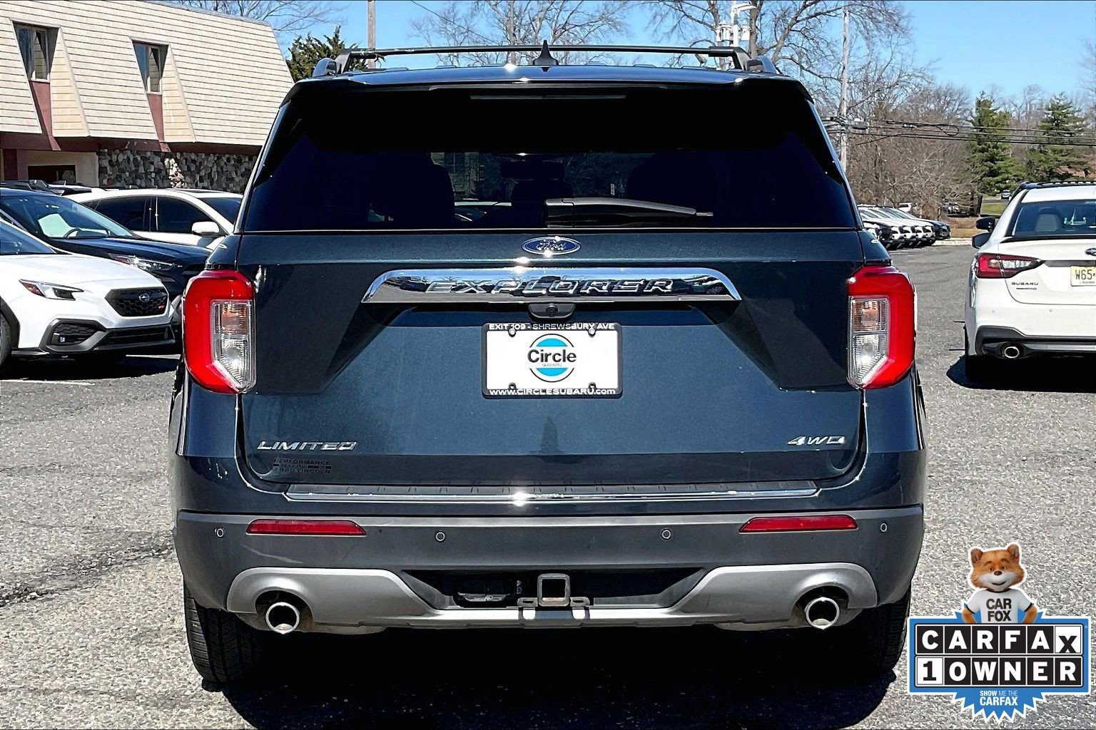 Used 2024 Ford Explorer Limited w/ Limited Technology Package image 4