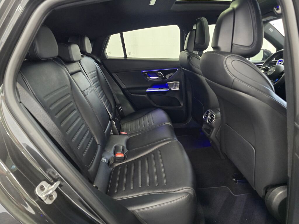 Certified 2025 Mercedes-Benz GLC 43 AMG 4MATIC Coupe image 23