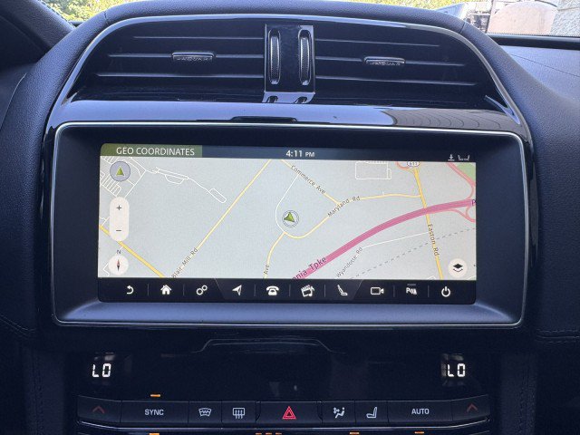 Used 2019 Jaguar F-PACE Prestige AWD/4WD image 21
