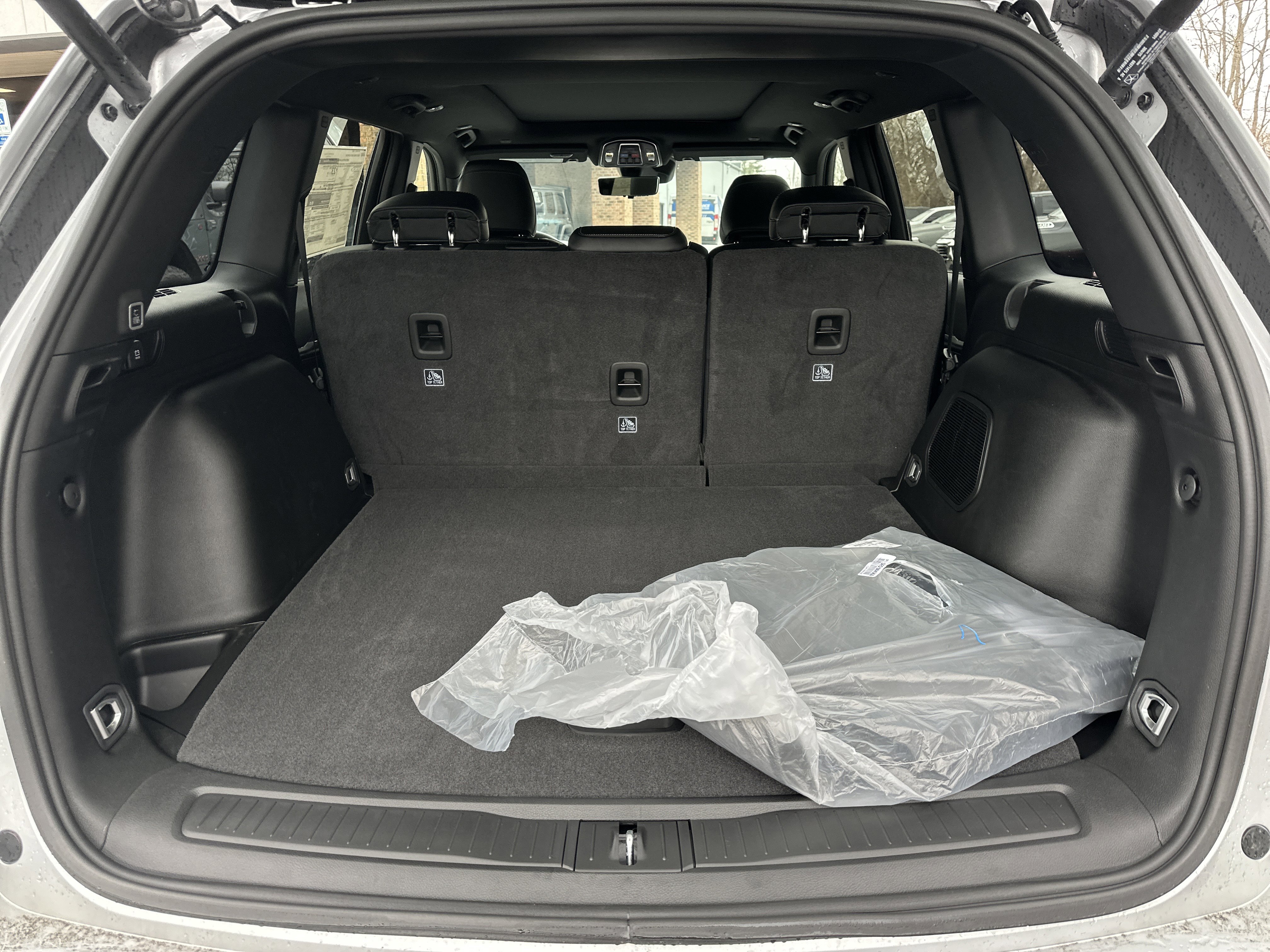 New 2026 Jeep Grand Cherokee Limited Reserve image 16