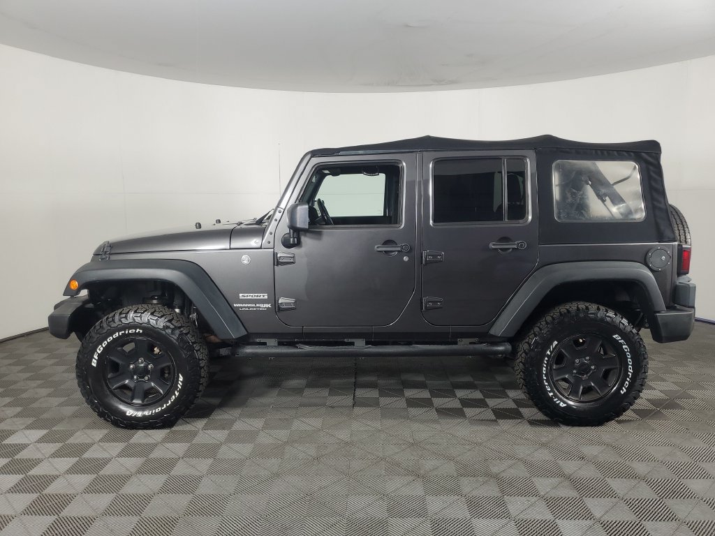 Used 2018 Jeep Wrangler Unlimited Sport w/ Connectivity Group AWD/4WD image 7
