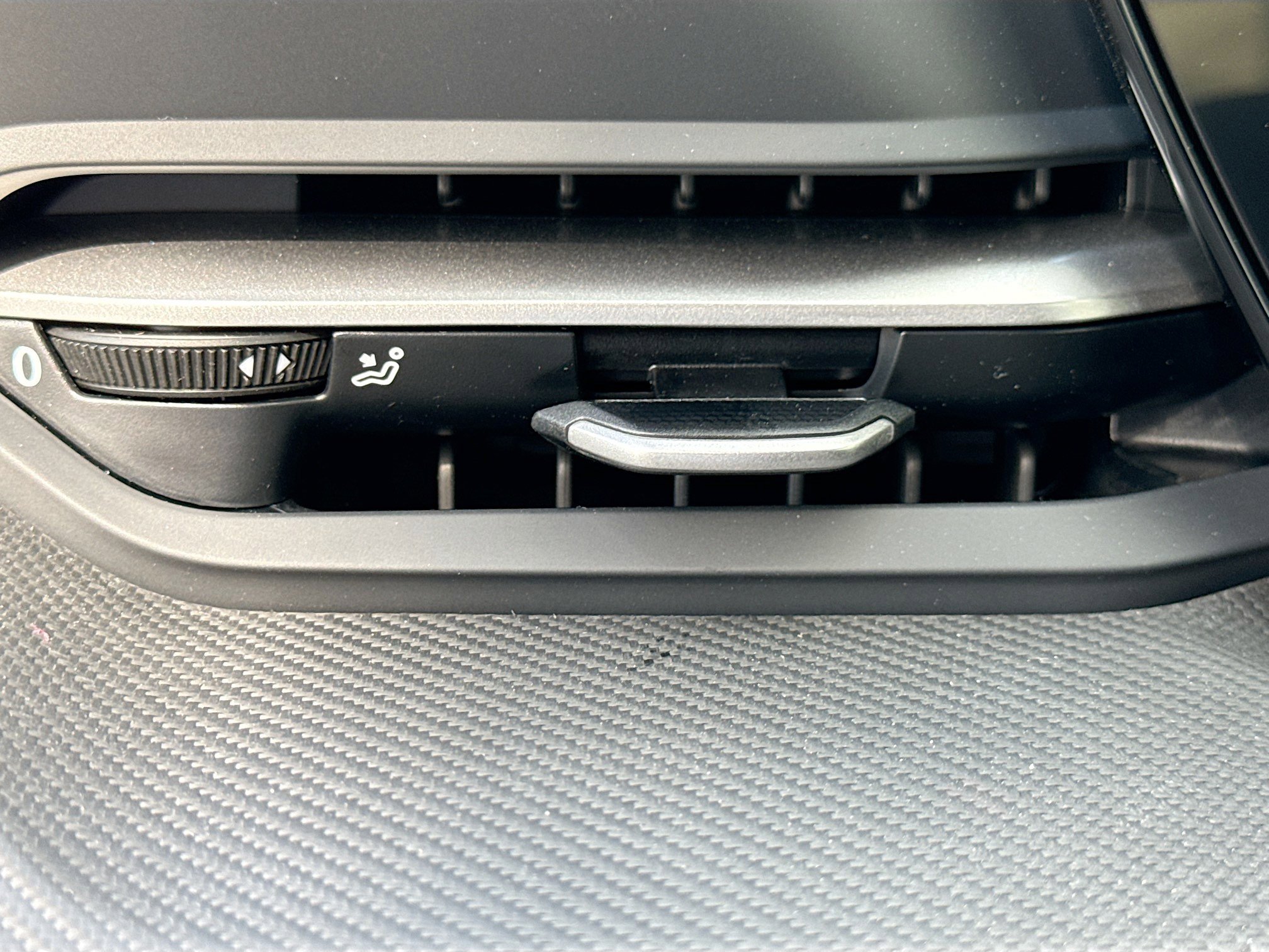 New 2025 Audi SQ5 Premium Plus image 34