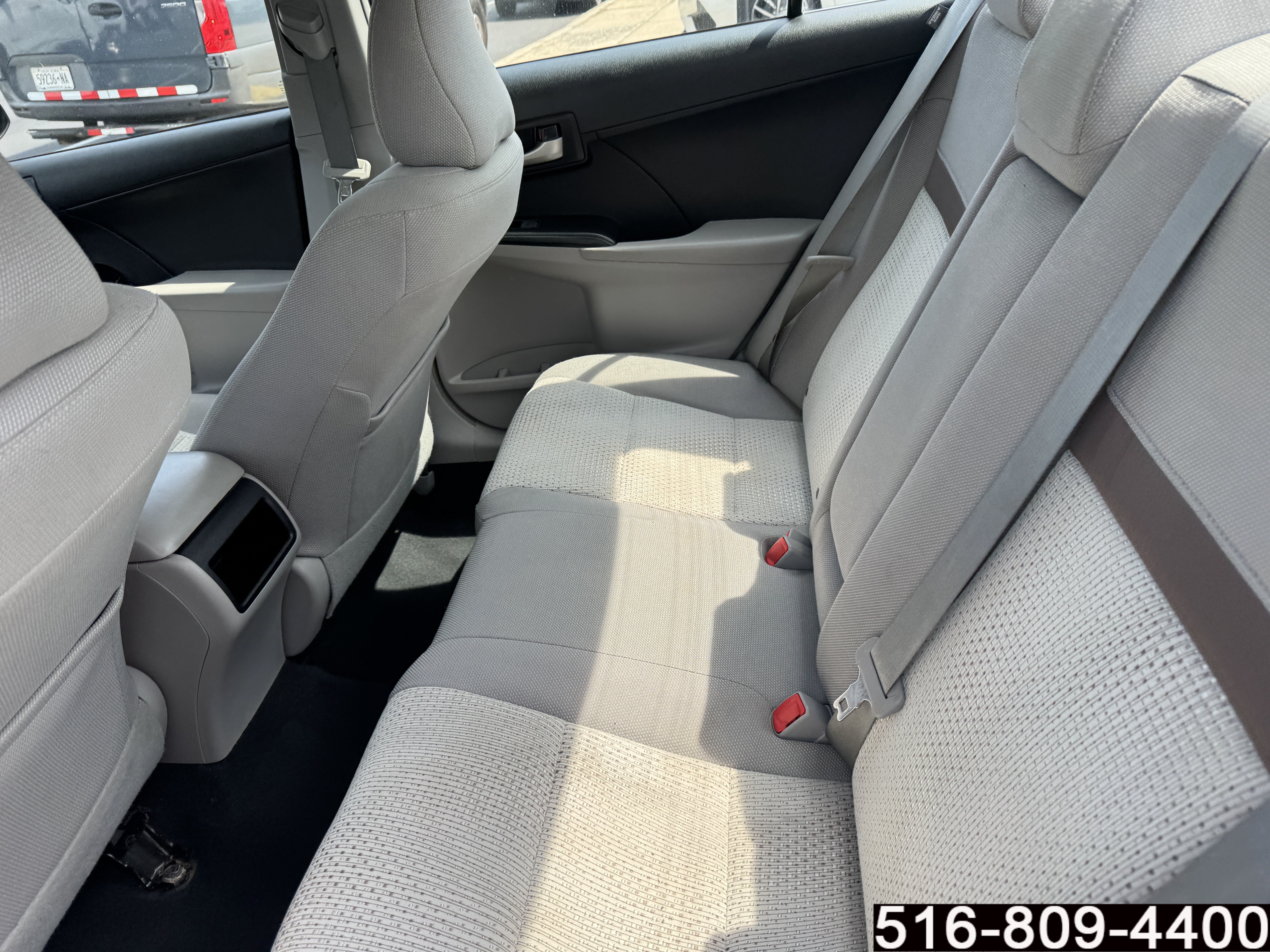 Used 2014 Toyota Camry LE FWD image 33