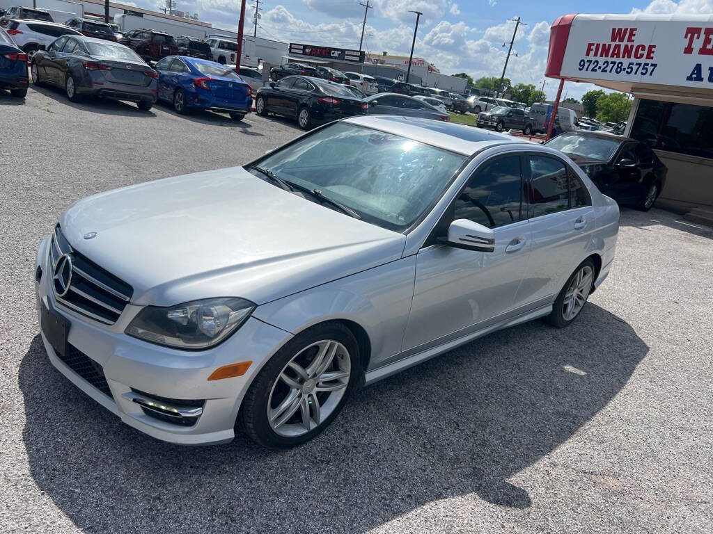Used 2014 Mercedes-Benz C 300 4MATIC Sedan image 7