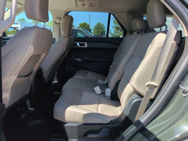 Certified 2024 Ford Explorer 2WD w/ Class IV Trailer Tow Package image 14
