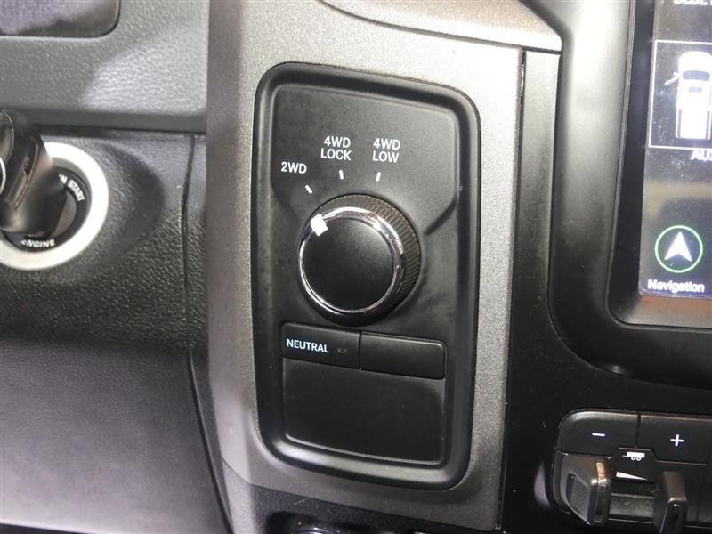 Used 2018 RAM 3500 Tradesman w/ Chrome Appearance Group image 33