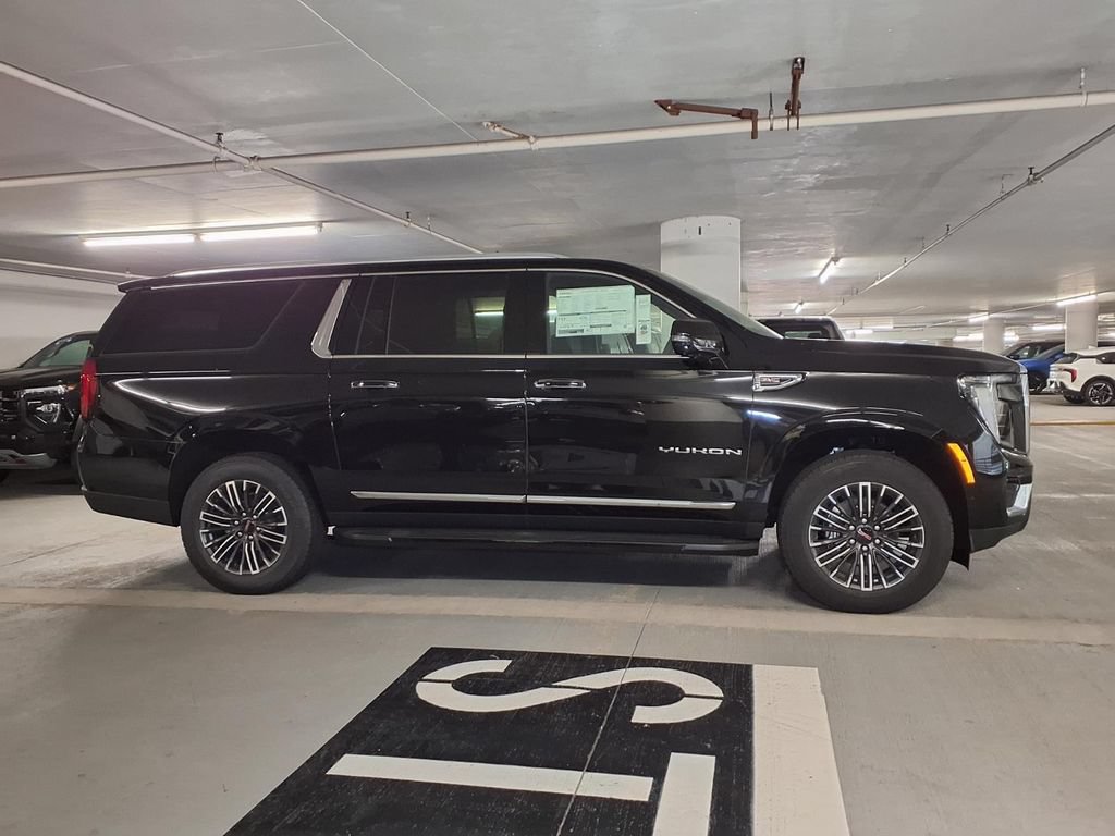 New 2026 GMC Yukon XL Elevation RWD image 4
