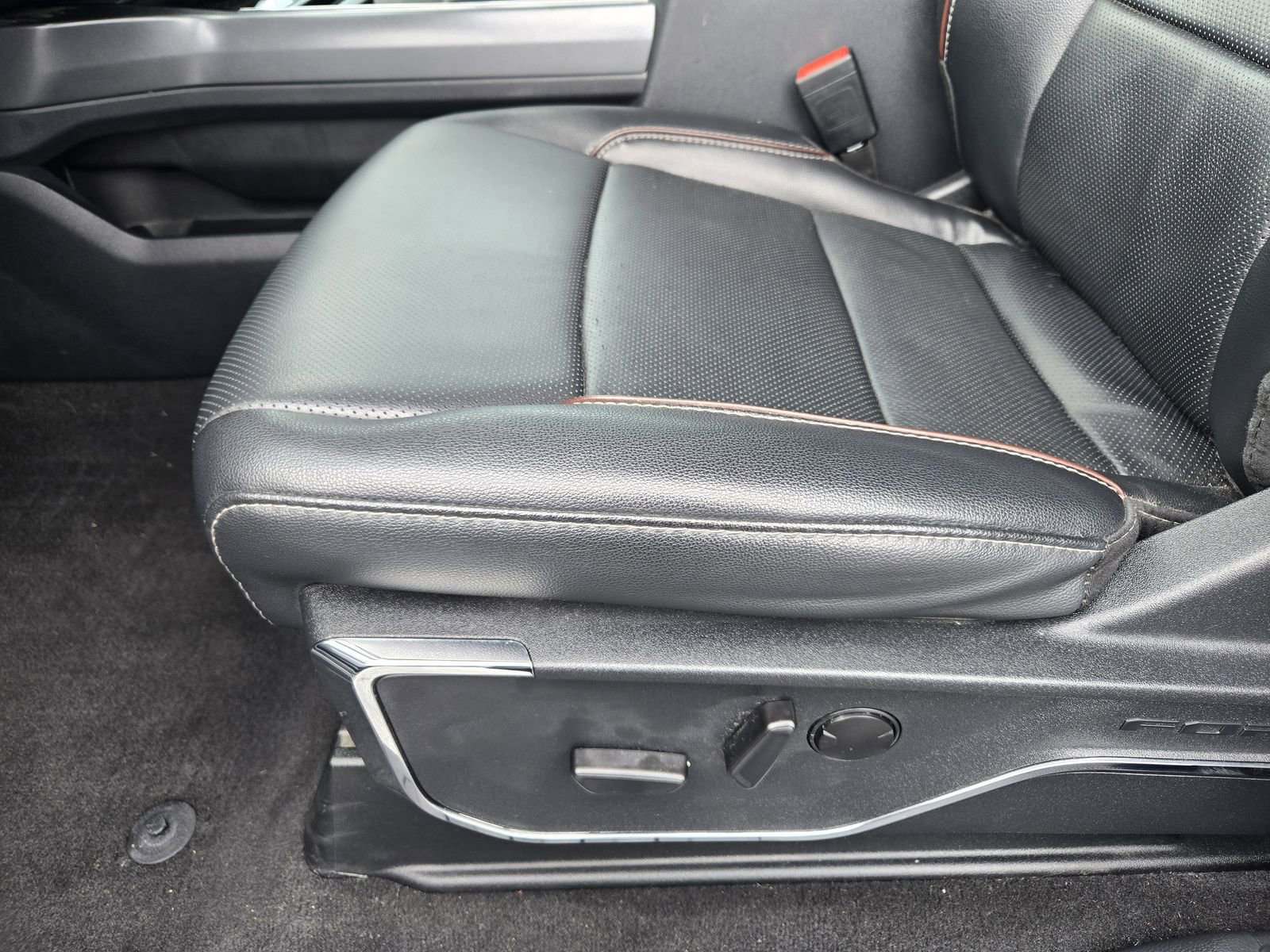 Used 2023 Ford F250 Lariat w/ Lariat Ultimate Package image 22