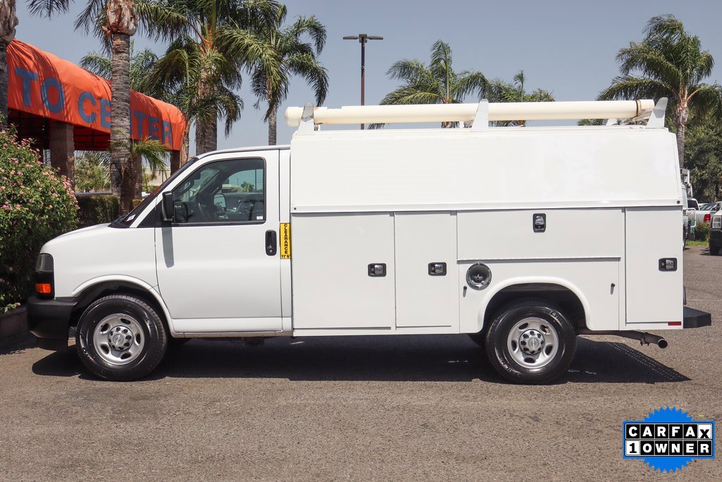 Used 2018 Chevrolet Express 3500 Work Van image 5